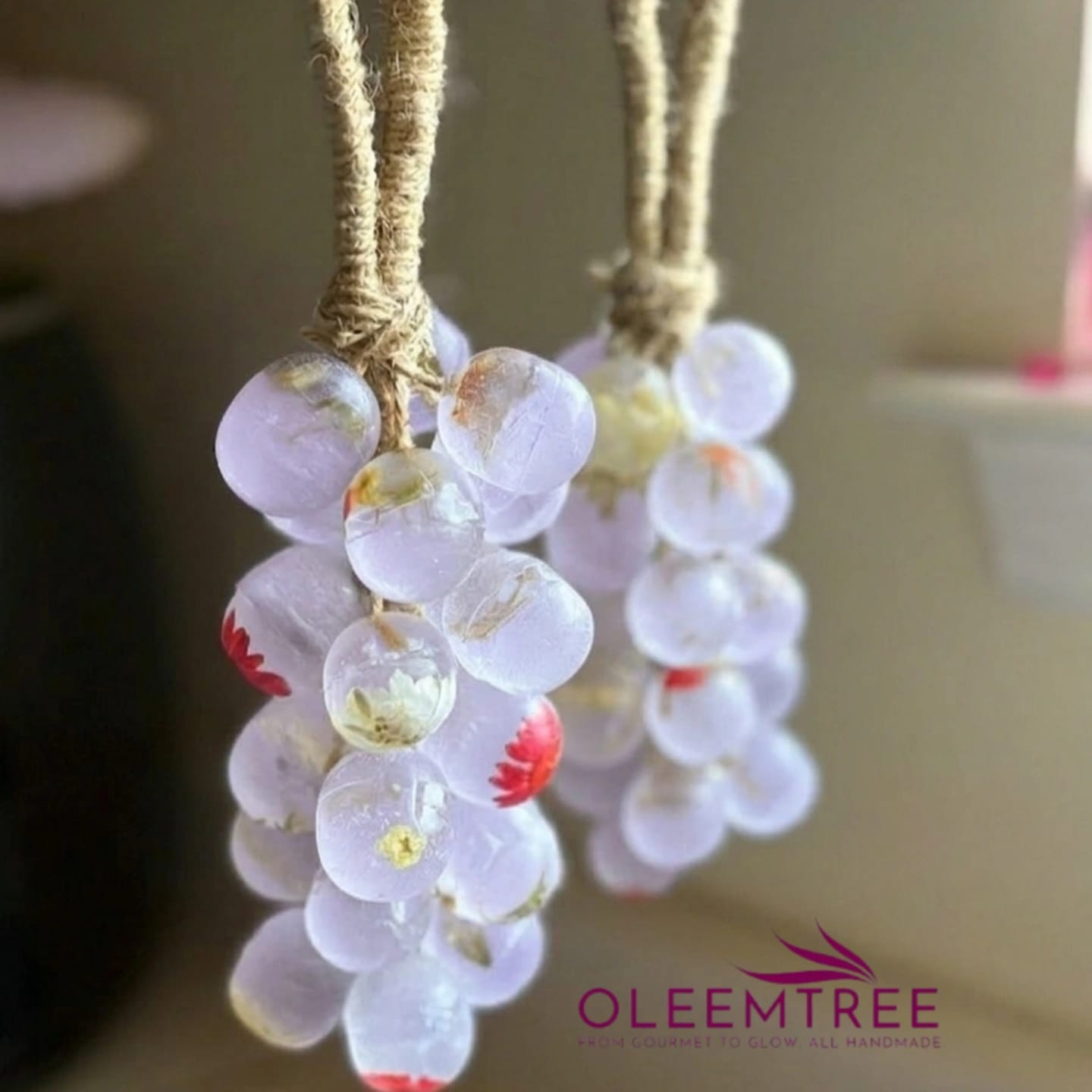 Handcrafted Rose Soap🌹 - Pressed Petal Grape Cluster